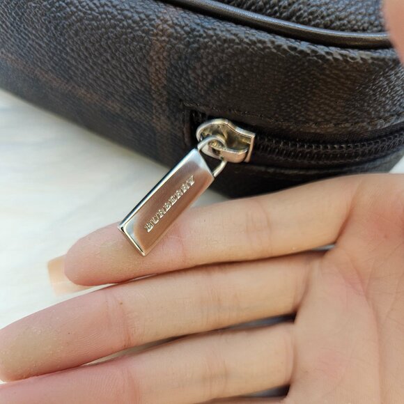 Burberry  Dark Brown Haymarket Check Clutch - Picture 6 of 17